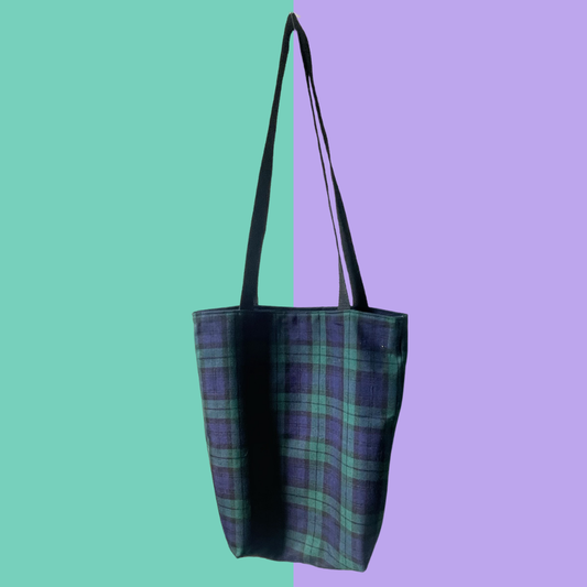 The Classic Tote - Tartan